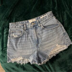 Cotton On Size 6 Waist 28” Distressed Festival Shorts Light Wash High Rise Mom